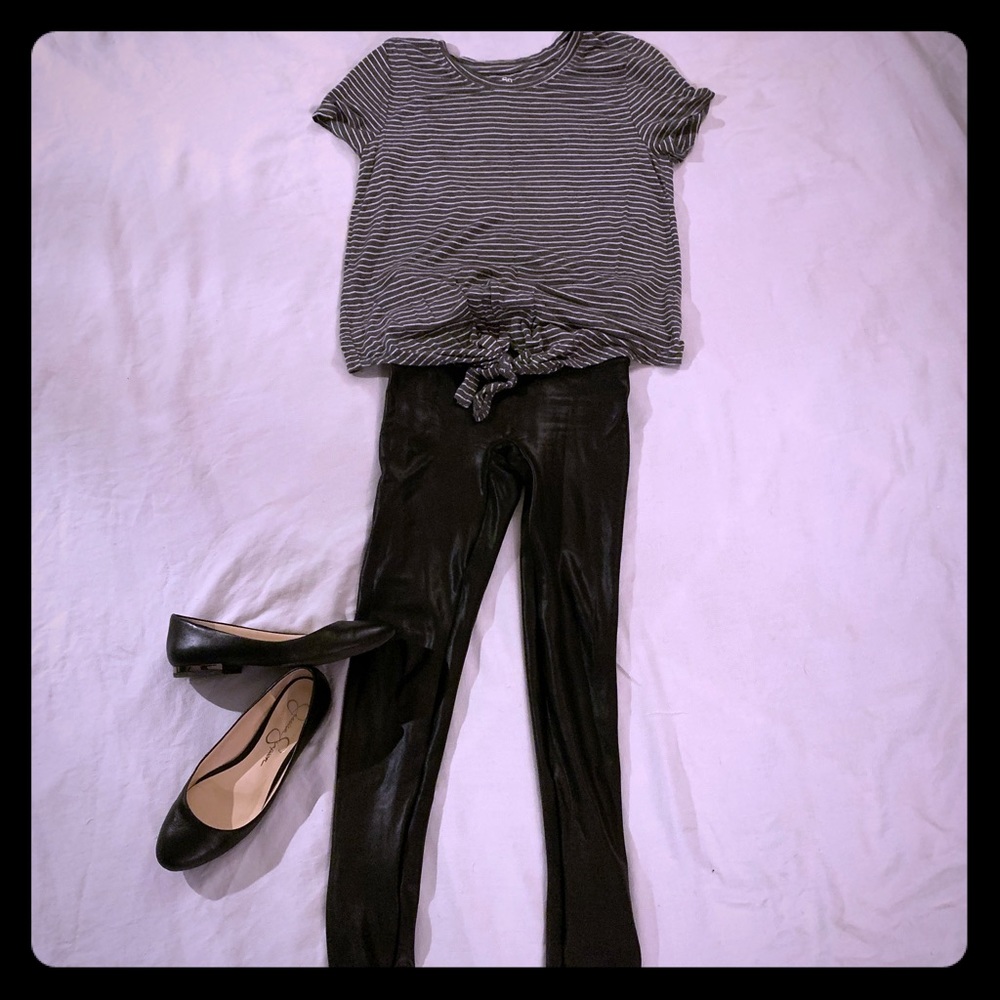 Front knot grey and white striped top